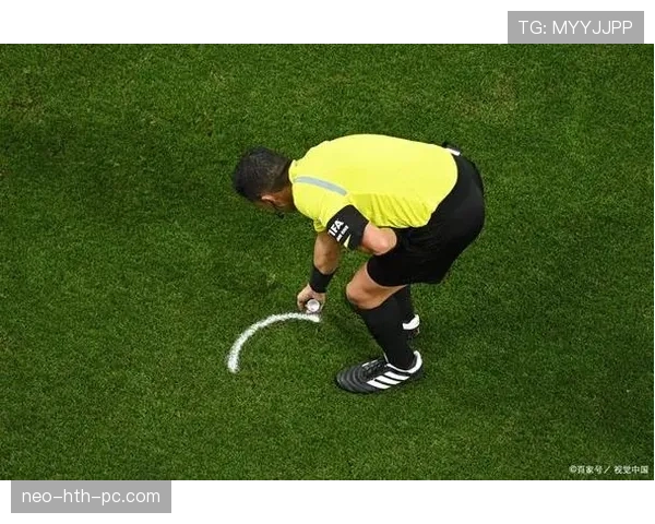 危险动作判罚要点：有无接触决定间接或直接犯规